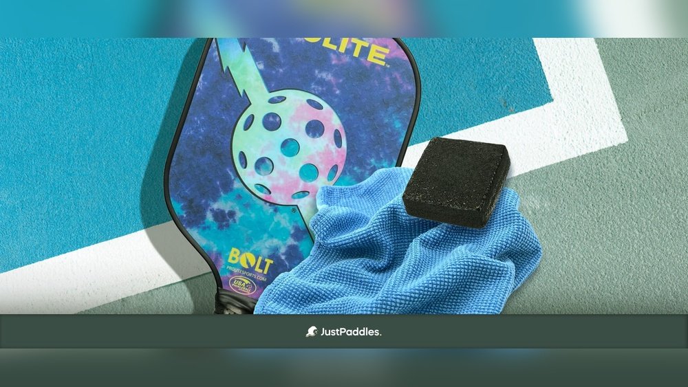 How to Clean Pickleball Paddle